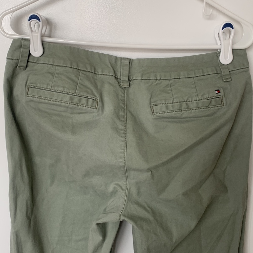 Tommy Hilfiger Camo Green Cuffed Straight‑Leg Chino Pants Women’s Size 8 - Picture 7 of 15